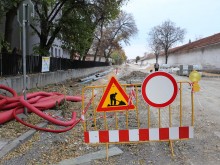 Форсираха ремонта на "Лев Толстой" след сигнал, че на улицата няма жива душа