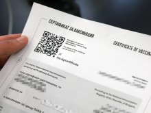Арестуваха медици в Румъния заради далавери с фалшиви COVID сертификати