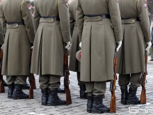 Висши военни се изправят пред съда заради шпионаж