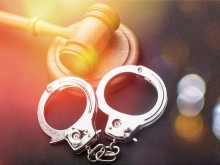 Прокуратурата се заема с мъж, който ходи по гробища и руши паметници