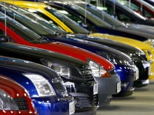 Пазарът на нови автомобили върви надолу