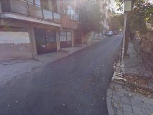 Жители на Пловдив вече три години чакат улицата им да бъде приведена в нормален вид