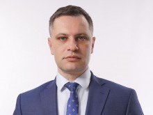 ВМРО към Кацаров: Депутатите без зелени сертификати да се тестват два пъти седмично както децата ни!