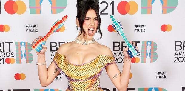 Водещите британски музикални награди БРИТ стават полово неутрални от следващата