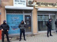 Фирмата, чиято собственост е автобусът-ковчег, се извини за мълчанието за трагедията