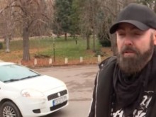 Вярвайте в доброто! Непознати зарадваха с кола самотна майка с 2 деца
