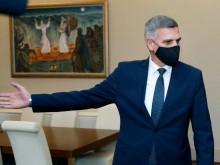 Стефан Янев: Бих обмислил участие в редовен кабинет