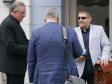 Отложиха делото срещу д-р Димитров за убийството на Жоро Плъха