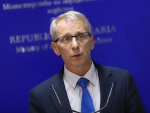 Денков: Обективният проблем е, че тестове в България няма, а парите са налице