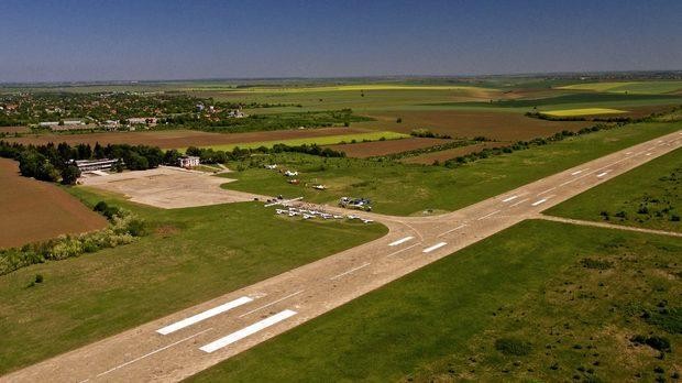 Летището в Русе ще отвори за граждански полети в края