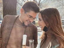 Сватба събра разделено ТВ семейство