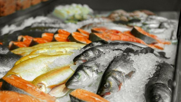 Цената на черноморската риба във Варна пада броени дни преди