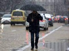 Проф. Рачев: От петък започва дълга седмица с непрекъснати валежи