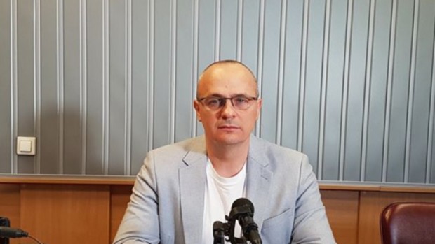 Местните избори ще взривят коалиционната формула прогнозира в интервю за БНР политологът