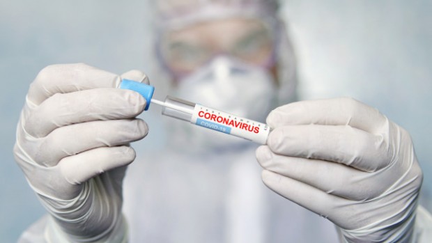 Новият вариант на коронавируса е проникнал в Европа по рано отколкото