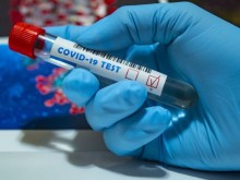 По-малко са заразените с COVID-19 от вчера