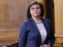 Корнелия Нинова отрече за шефското място в парламента