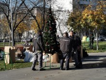 Запалват светлините на коледната елха в "Западен"