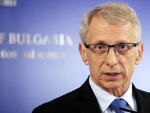 Денков: За следващата седмица има тестове за всички ученици