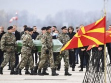 Военни самолети транспортираха тленните останки на загиналите на АМ "Струма