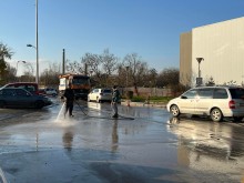 След публикация на Plovdiv24.bg: Институциите се задействаха и изчистиха калната пързалка до "Лекси"