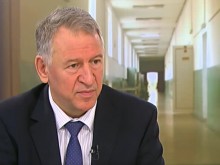Стойчо Кацаров: България успя да обърне епидемичната вълна, без да влиза в локдаун