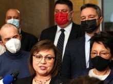 Нинова след срещата с Радев: Имаме някои забележки около коалиционното споразумение