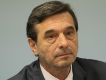 Димитър Манолов: Намеренията на бъдещото правителство е да съкрати 30 000 души