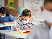 Затвор за родители-антиваксъри, спрели децата си от училище