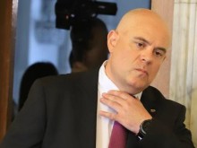 Смяната на главния прокурор е изключително трудно или почти невъзможно