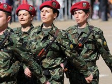 4606 са жените в армията ни