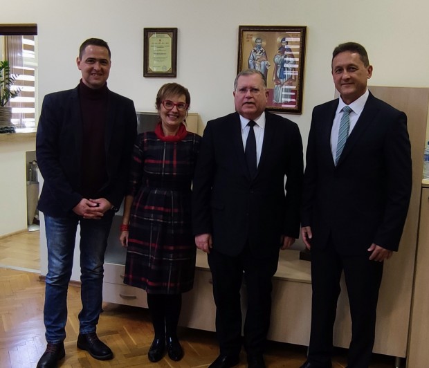 Посланикът на Израел Н Пр Йорам Елрон гостува Пловдивския университет