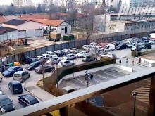 Уникални кадри - нито една кола не помръдва в това задръстване!