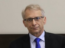 Извънредно: Новата учебна година ще започне не на 15 септември?