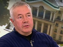 Александров: Новите депутати са като малки прасенца, нека да ги оставим да се поугоят