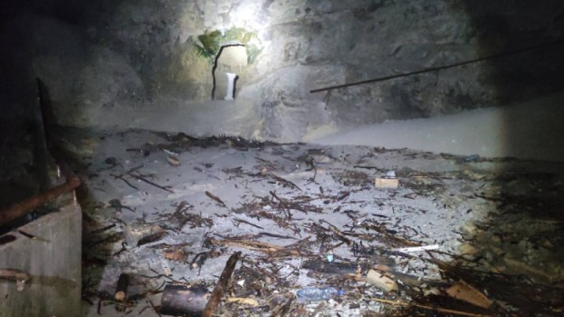 100 метров водовъртеж е опустошил инфраструктурата в мистичната пещера Дяволското гърло