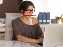 Служители отказват да се върнат в офиса, предпочитат да работят от вкъщи