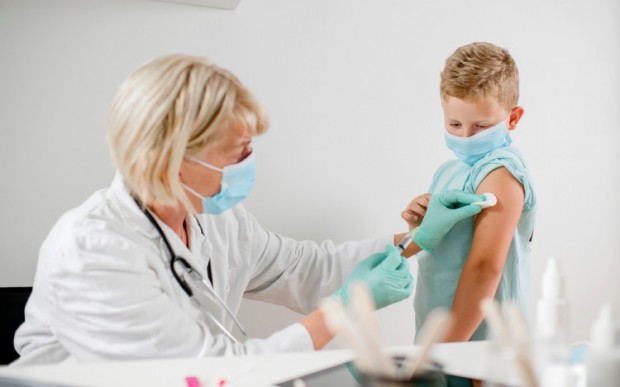 Ваксините се подлагат на особено строги тестове за безопасност преди