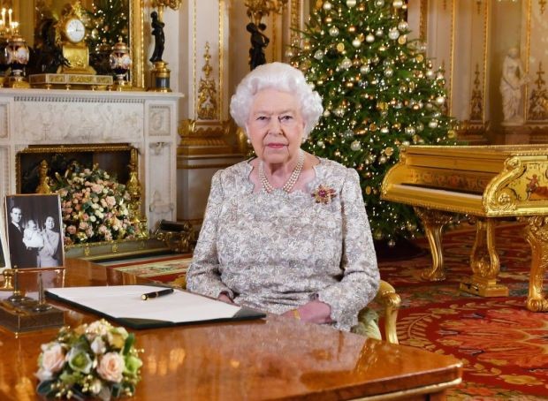 Повече от 100 години членовете на британското кралско семейство спазват