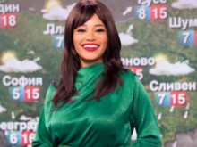 Грозен слух или истина? Екзотичната синоптичка на Нова тв чака бебе?