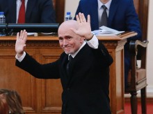 Официално: Транспортният министър уволни шефа на БДЖ