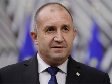 Радев: Цялата порочна практика в енергетиката трябва да бъде преустановена