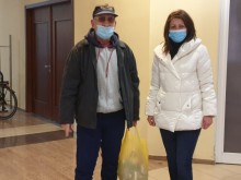 Родители и учители от ДГ "Десислава" с подкрепа за нуждаещи се тракийци