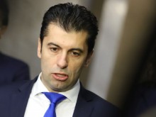 Кирил Петков ще се срещне с премиера на Гърция