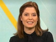 Алекс Сърчаджиева с мил жест в памет на майка си