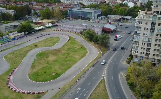 С почти пълно мнозинство общинските съветници на Пловдив гласуваха предложението