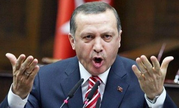 Спря сривът на турската лира Валутата поскъпна чувствително с 15
