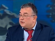 Наш лекар побесня: Това е безумие! Ще се появяват много тежки автоимунни заболявания, aко не спре лечението с антибиотици на вирус