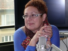 Милчева: Овце сме! Разбира се, че телекомите законно увеличават таксите