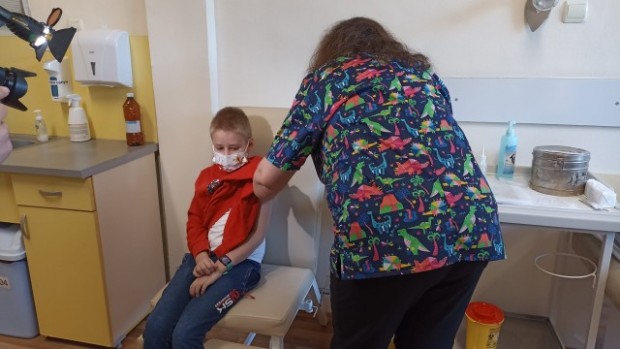 10 годишно момче е първото ваксинирано дете в Пловдив В списъка